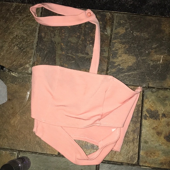 Solemio Tops - Cropped choker top